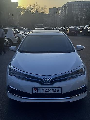 1 nz: Toyota Corolla: 2019 г., 1.8 л, Вариатор, Гибрид, Седан — 1