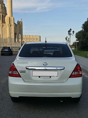Nissan: Nissan Tiida: 1.5 л | 2011 г. Седан — 2