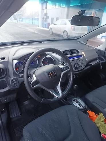 Honda: Honda Fit: 2011 г., 1.5 л, Автомат, Бензин, Хэтчбэк — 11