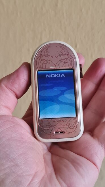 Nokia: Nokia 7373, bоја - Roze, Na preklapanje — 14