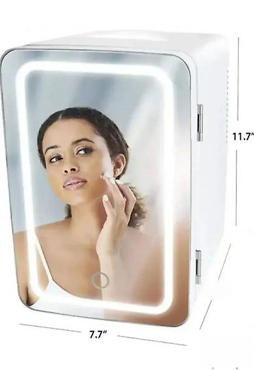 ranac vreca: Frizider sa led svetlom za auto 12/220v novo. frizider sa led svetlom — 1