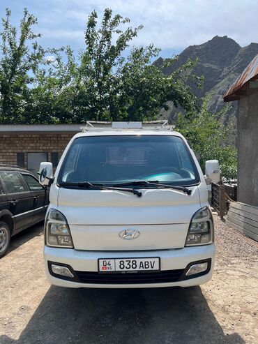 Hyundai: Hyundai Porter: 2017 г., 2.5 л, Автомат, Дизель