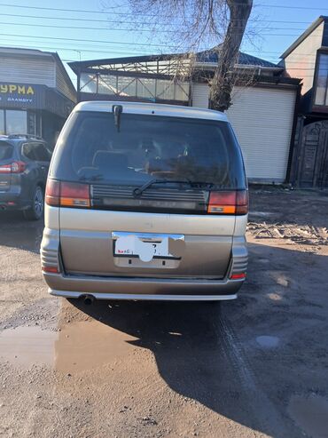 нисан тиано: Nissan Elgrand: 2000 г., 3 л, Автомат, Дизель, Минивэн