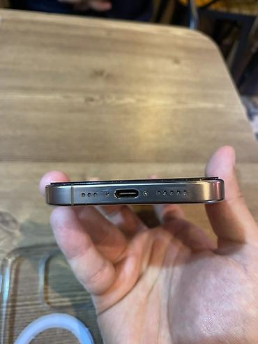 iphone qutusu: IPhone 16 Pro, Natural Titanium, Face ID — 3
