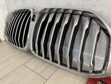 обмен на авто с доплатой: Решетка радиатора BMW 2019 г., Новый, Оригинал