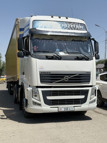 Грузовики: Грузовик, Volvo, Стандарт, 7 т, Б/у