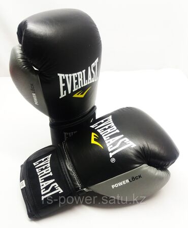 Перчатки: Боксерские перчатки Everlast