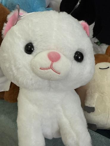 Игрушки: Мягкие игрушки — набор Описание: - Плюшевый котик-бродячка с багетом — 36