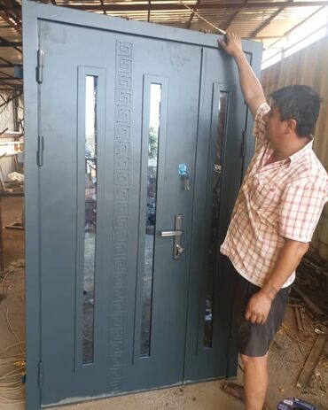 Двери для домов и квартир: Сохраним вашу безопасность и добавим стиль вашему дому! 🔒⚡ Наши — 8