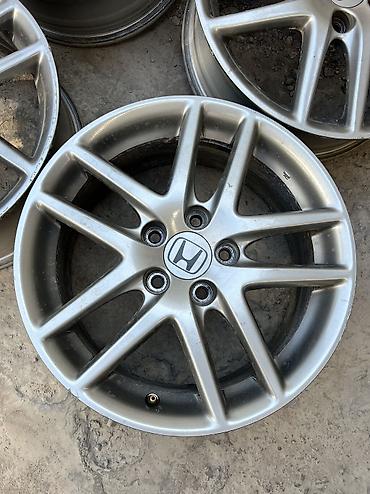 Диски: Литые Диски R 17 Honda, Комплект, отверстий - 5, Б/у — 2
