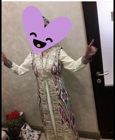 кыргызские национальные платья: Срочно продаю платье национальное подойдёт на ника и на салам все в