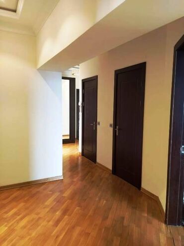 Yeni tikili: 3 otaqlı, Yeni tikili, m. Həzi Aslanov, 120 kv. m — 9