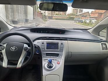 приус 2015 года: Toyota Prius: 2015 г., 1.8 л, Гибрид, Лифтбек — 5