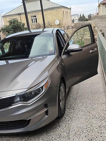 2016: Kia Optima: 1.6 l | 2016 il Sedan — 2