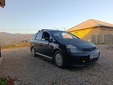 водный банан: Honda Stream: 2001 г., 1.7 л, Механика, Бензин, Минивэн — 4