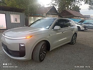 bad e5: Lixiang L6: 2024 г., 1.5 л, Автомат, Гибрид, Кроссовер — 2
