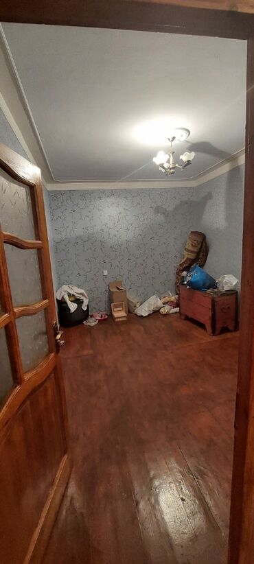 Köhnə tikili: Bakı, Balaxanı qəs., 3 otaqlı, Köhnə tikili, m. Neftçilər, 60 kv. m -da lalafo.az — 4 Köhnə tikili: Bakı, Balaxanı qəs., 3 otaqlı, Köhnə tikili, m. Neftçilər, 60 kv. m — 4