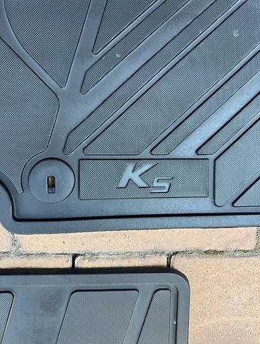 полики киа: Продаю резиновые оригинальные всесезонные полики на Kia K5 2019 года — 4