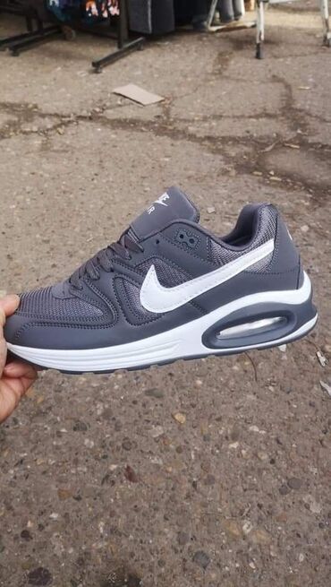 Women's Sneakers and athletic shoes: 44 — 8
