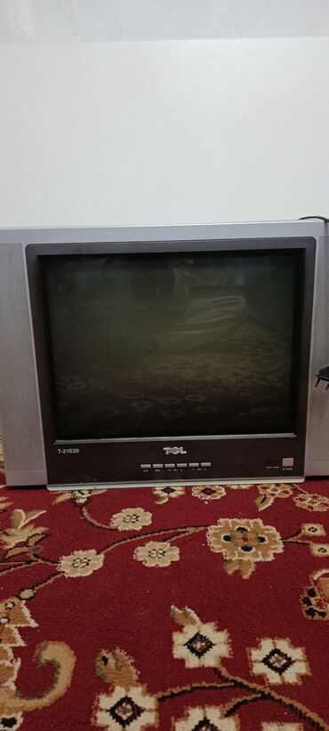 крепление для телевизора на потолок: Телевизор TCL В рабочем состоянии