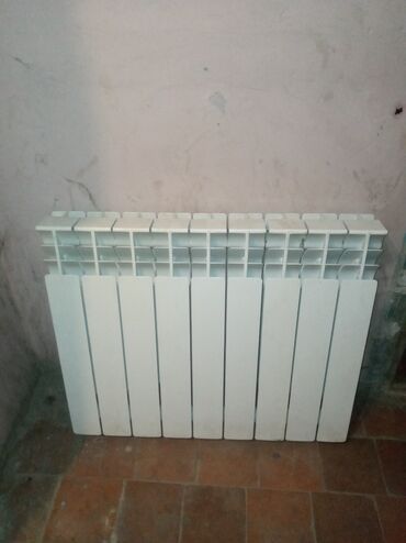 çuqun radiator: Б/у Секционный Радиатор Алюминий, Самовывоз