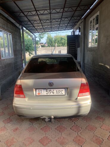 Volkswagen: Volkswagen Bora: 2004 г., 1.6 л, Автомат, Бензин, Седан — 6