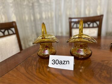 Vazalar: Boqema vaza 2 eded Cexiya’nindi originaldi. TECILI SATLIR! lalafo.az -da Vazalar: Boqema vaza 2 eded Cexiya’nindi originaldi. TECILI SATLIR!