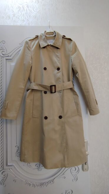 Plaşlar: Plaş, Stradivarius, S (EU 36), rəng - Bej lalafo.az -da Plaşlar: Plaş, Stradivarius, S (EU 36), rəng - Bej