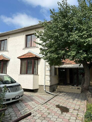 продается дом ак орго: 285 кв. м, 6 бөлмө, Брондолгон эшиктер