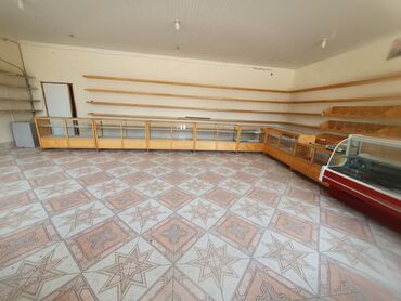Kommersiya daşınmaz əmlakının satışı: Mağaza Xaçmaz rayon Çılğır kəndinin tam mərkəzində yerləşir. Kəndin — 13
