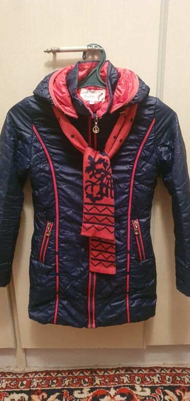 зимние спортивные куртки: Пуховик, M (EU 38)