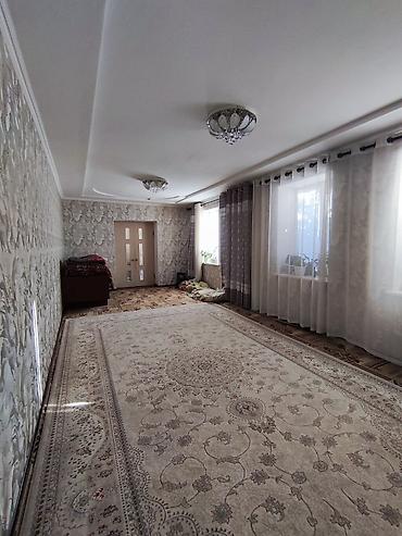 Продажа барачных домов: 🔥 Срочно продается дом! 📍 п. Манас, ул. Школьная 🏠 3 комнаты 📐 — 1
