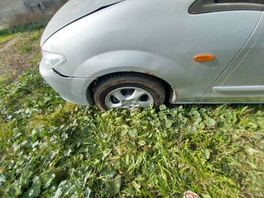 битые авто: Автомобиль: серебристый хэтчбек/минивэн класса B с 5 дверями