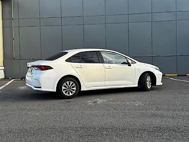go cart: Toyota Corolla: 2020 г., 1.2 л, Вариатор, Бензин, Седан — 3