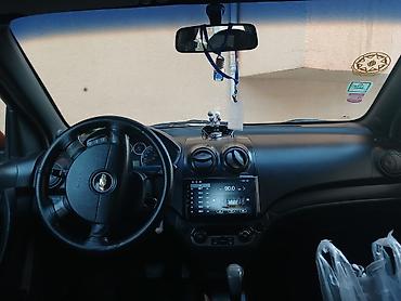 Chevrolet: Chevrolet Aveo sedan – narıncı rəng — 6