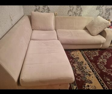 Divan və masa dəstləri: Künc divan, İşlənmiş