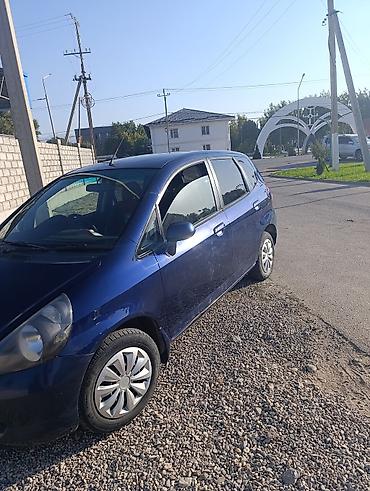 70 camry: Honda Fit: 2003 г., Хэтчбэк — 1