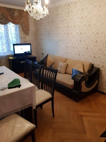 Uzunmüddətli kirayə mənzillər: Razində, İcra hakimiyyəti yaxınlığında 9 mərtəbəli eksperimental — 1