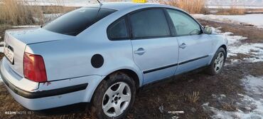 Volkswagen: Volkswagen Beetle (Pre-1998): 1999 г., 1.8 л, Механика, Бензин, Седан