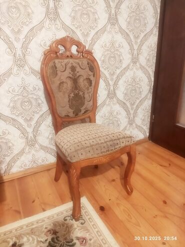 качели для детей: 4 eded stullar. temiz ve saglam veziyetdedir cemi 100 m