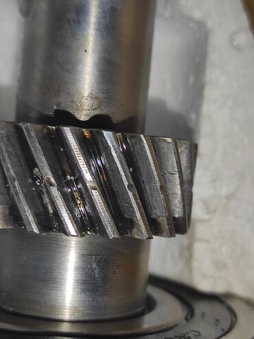 Motosikletlər: Salam aleykum 200cc ştanqavoy matorun valı.Şatunun vala bağlanan — 2