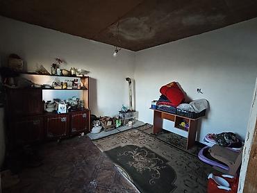 Həyət evləri və villaların satışı: 3 otaqlı, 40 kv. m, Orta təmir — 11