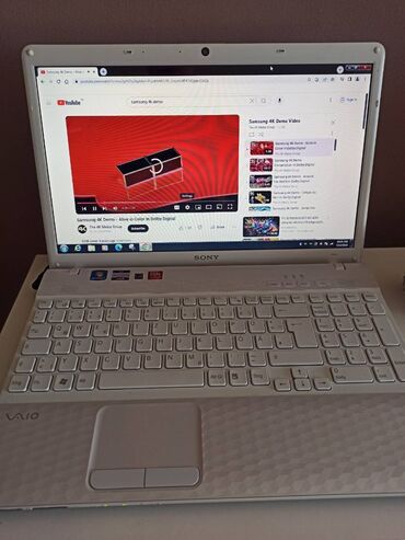 Sony: Sony Vaio PCG-71C11M / 15.6 LED / 6GB Rama / 256GB HDD Prodajem — 13