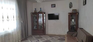 Həyət evləri və villaların satışı: 3 otaqlı, 115 kv. m, Orta təmir — 1
