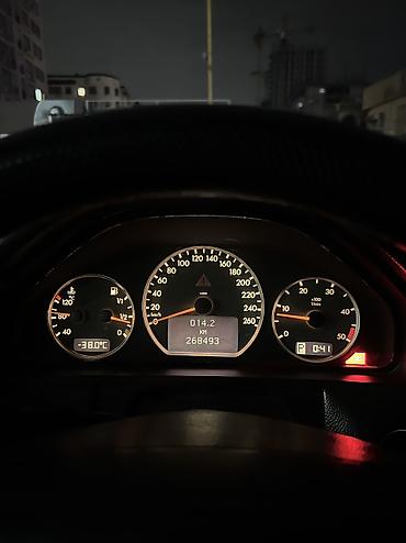 Продажа авто: Mercedes-Benz E-Class: 2001 г., 2.7 л, Автомат, Дизель, Седан — 6