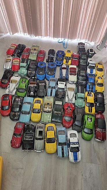 машинки: 📸 Больше фото и видео смотрите в Instagram: 👉 @collectorsgarage.kg — 1