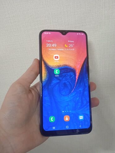a5 2017 qiymeti: Samsung Galaxy A10, 32 ГБ, цвет - Красный, Две SIM карты
