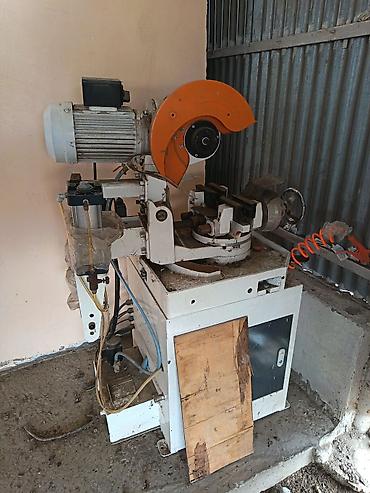 baklar və cənlər: Metall kəsmə üçün sənaye tipli diskli mişar (soyuq mişar) Yenidir — 2
