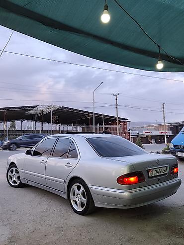 mercedes c300: Mercedes-Benz E-Class: 2000 г., 2.4 л, Механика, Газ, Седан — 4