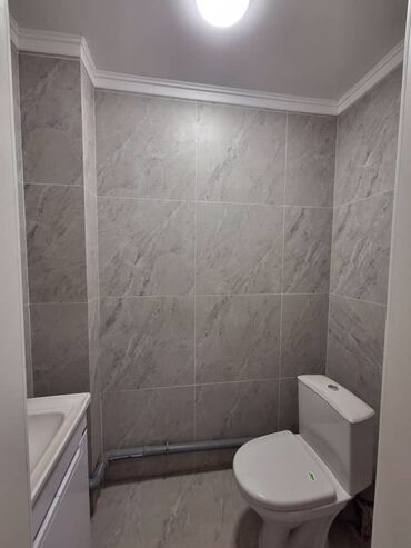 Ремонт под ключ: Светлая современная отделка квартиры в нейтральной гамме. - Полы — 8